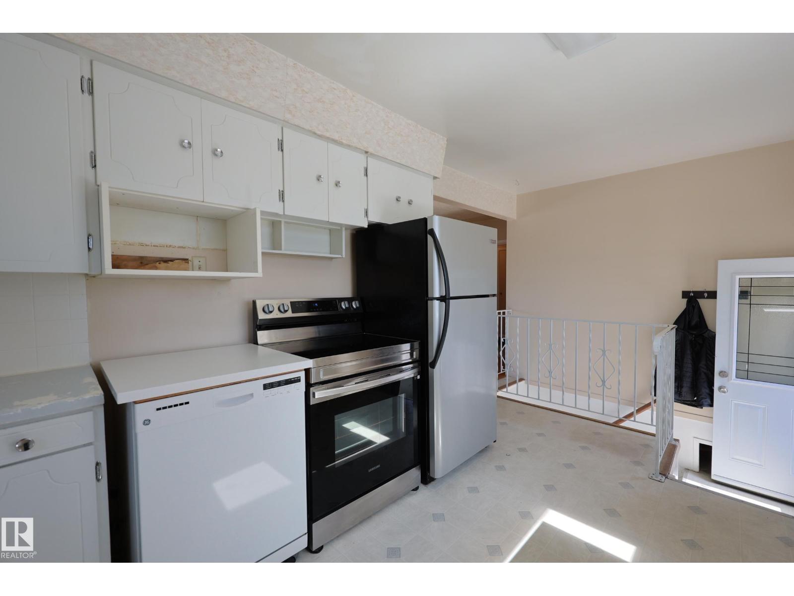 15725 95 Av Nw, Edmonton, Alberta  T5P 0A6 - Photo 22 - E4481801