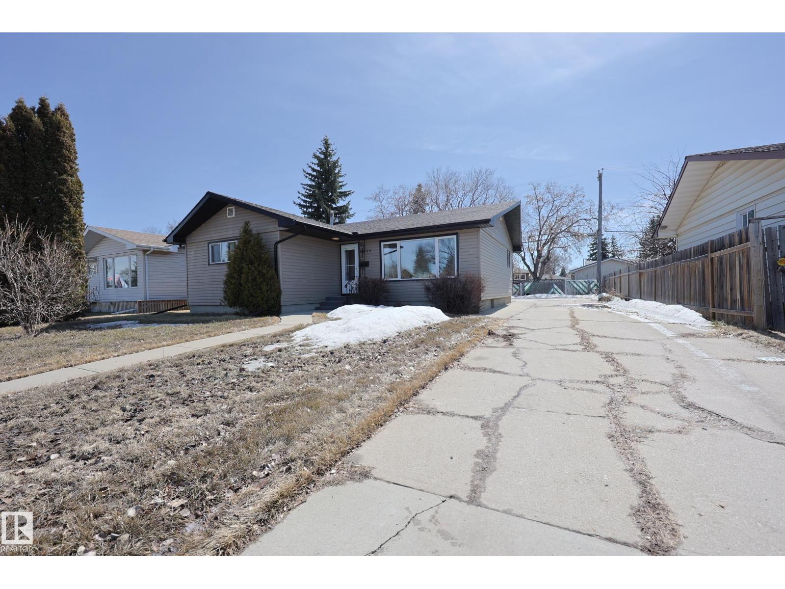 15725 95 Av Nw, Edmonton, Alberta  T5P 0A6 - Photo 8 - E4481801