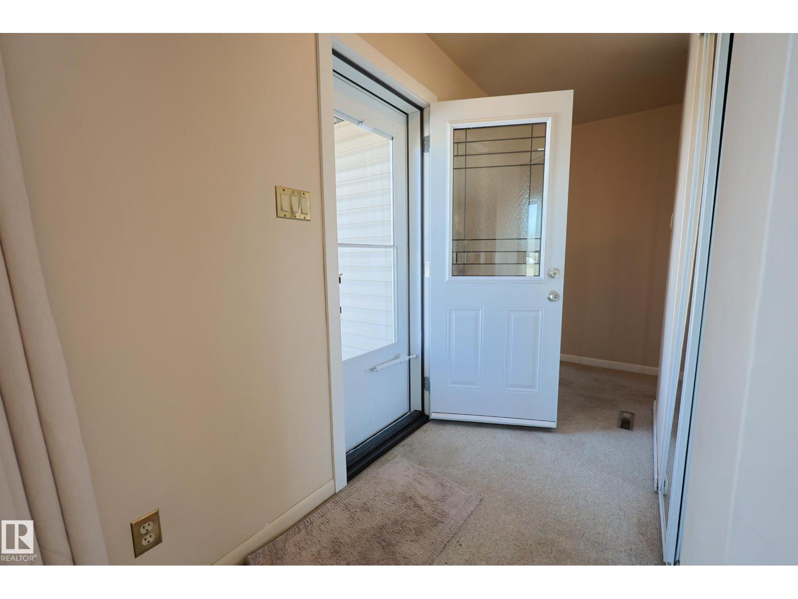 15725 95 Av Nw, Edmonton, Alberta  T5P 0A6 - Photo 9 - E4481801