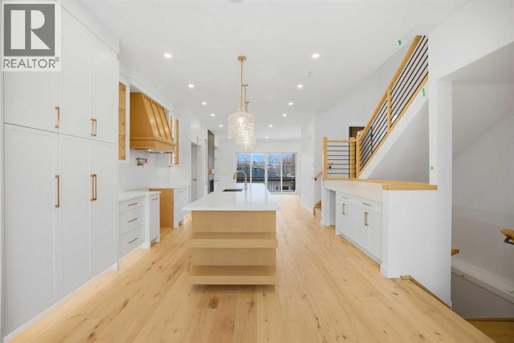 4711 19 Avenue Nw, Calgary, Alberta  T3B 0S5 - Photo 6 - A2295021