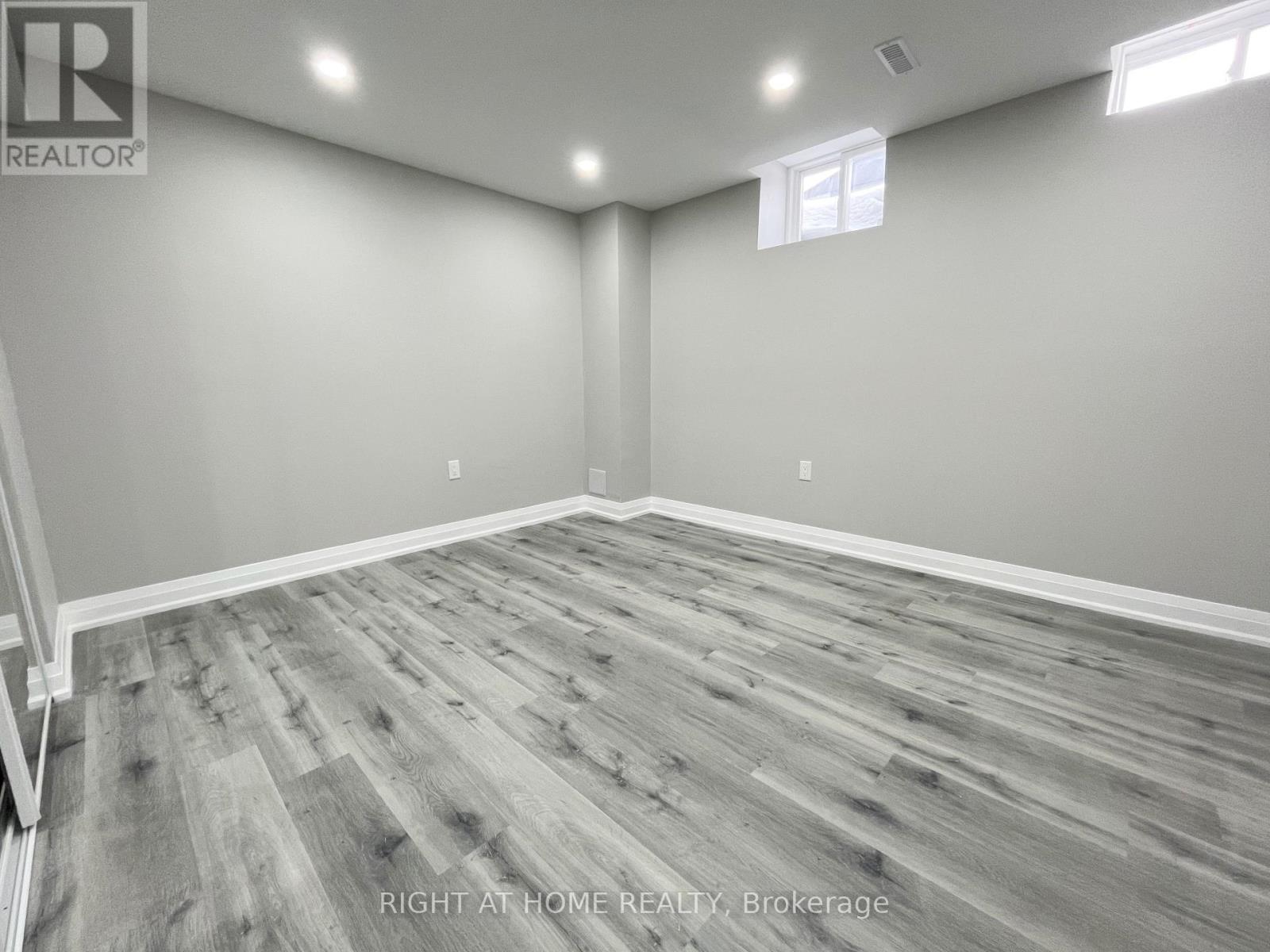 686 Hammond Street, Shelburne, Ontario  L9V 3S2 - Photo 10 - X12985784