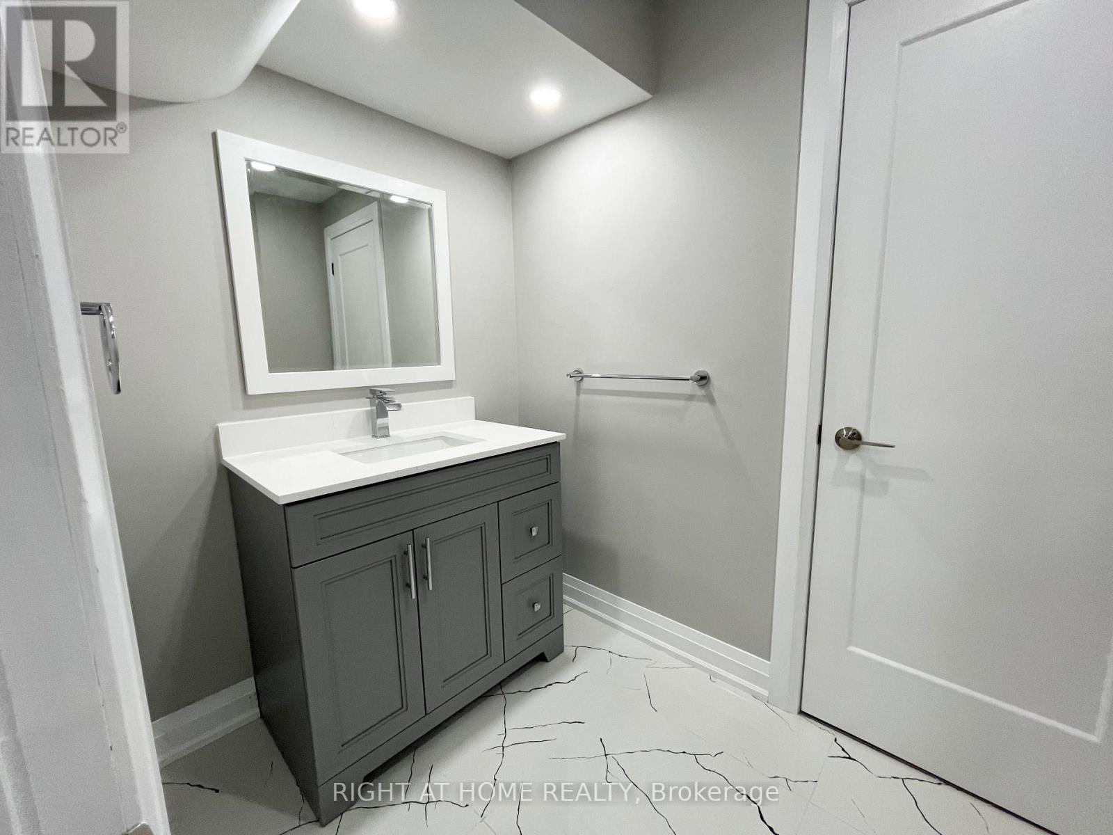 686 Hammond Street, Shelburne, Ontario  L9V 3S2 - Photo 8 - X12985784