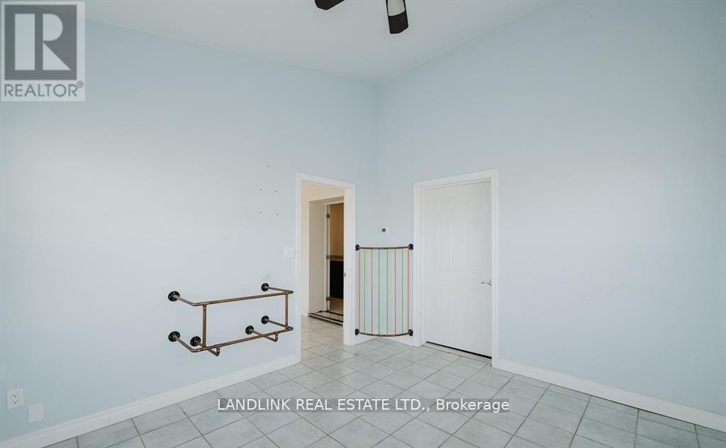 12933 Graham Road, West Elgin, Ontario  N0L 2P0 - Photo 13 - X12985792