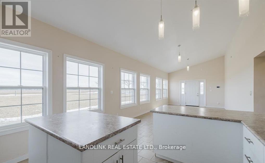 12933 Graham Road, West Elgin, Ontario  N0L 2P0 - Photo 34 - X12985794