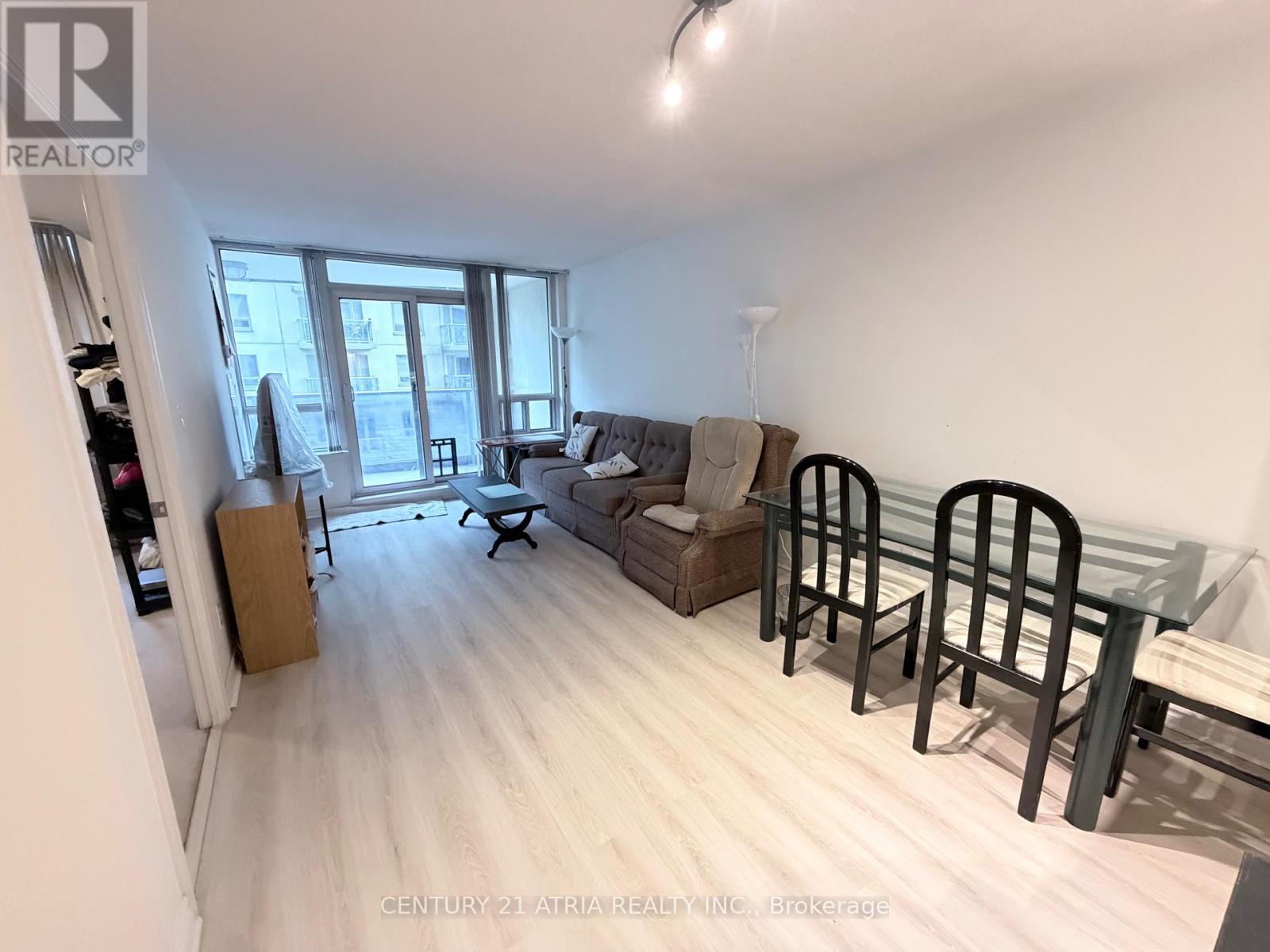 303 - 8 Rean Drive, Toronto, Ontario  M2K 3B9 - Photo 9 - C12884984