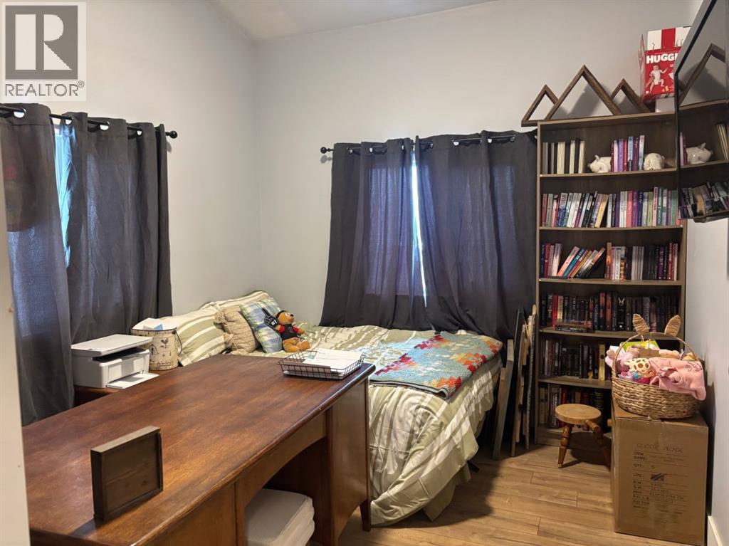 150 S 1 Street W, Magrath, Alberta  T0K 1J0 - Photo 25 - A2293858