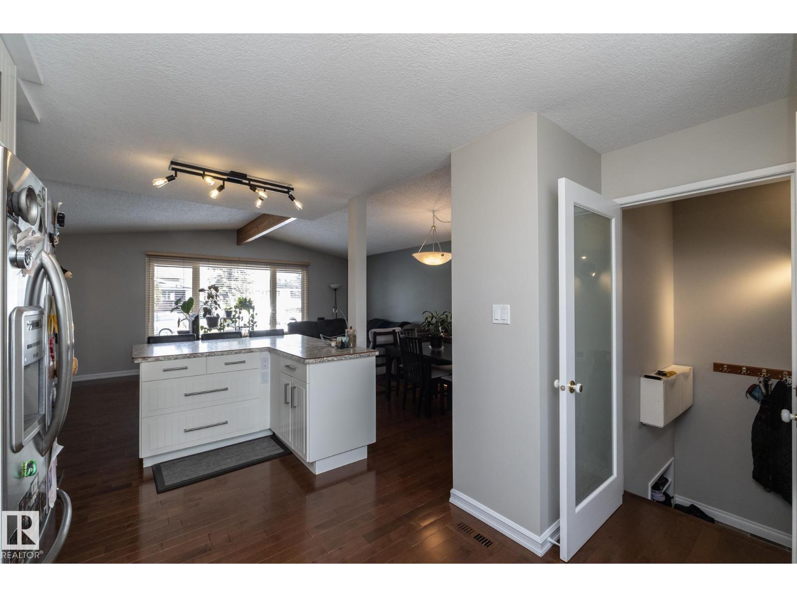 7123 39a Av Nw Nw, Edmonton, Alberta  T6K 0R7 - Photo 16 - E4481548