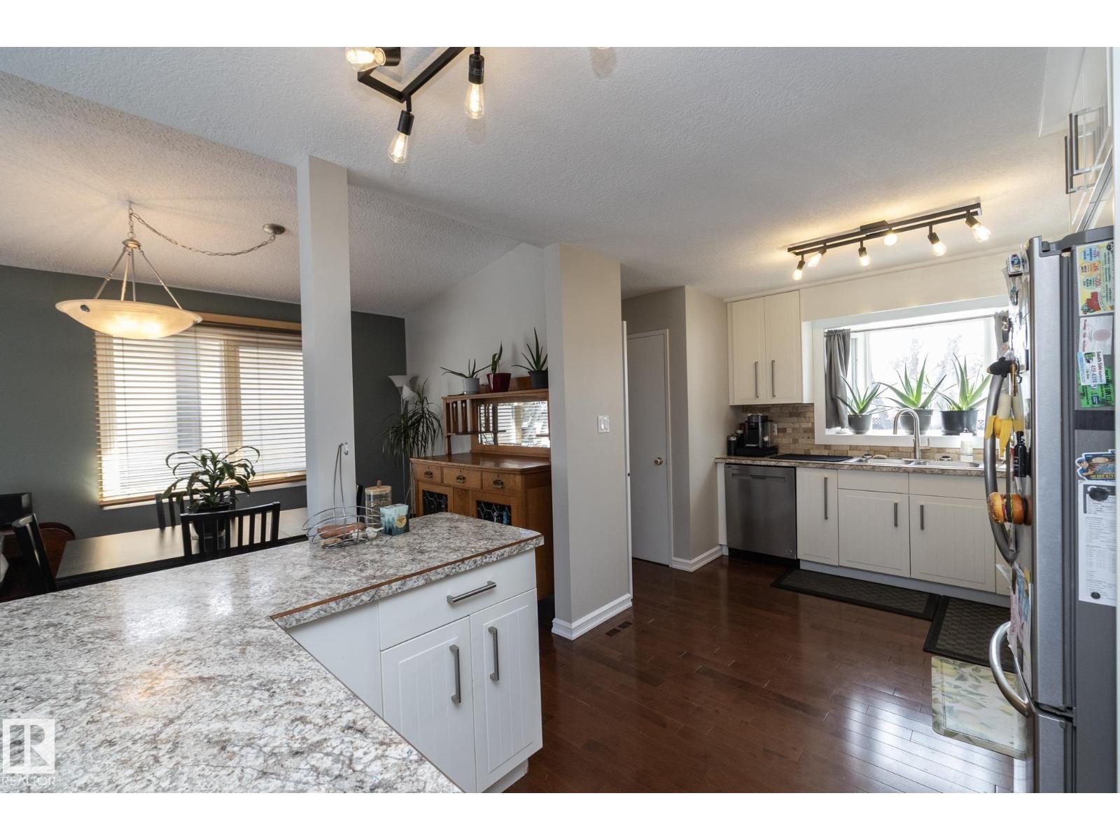 7123 39a Av Nw Nw, Edmonton, Alberta  T6K 0R7 - Photo 14 - E4481548