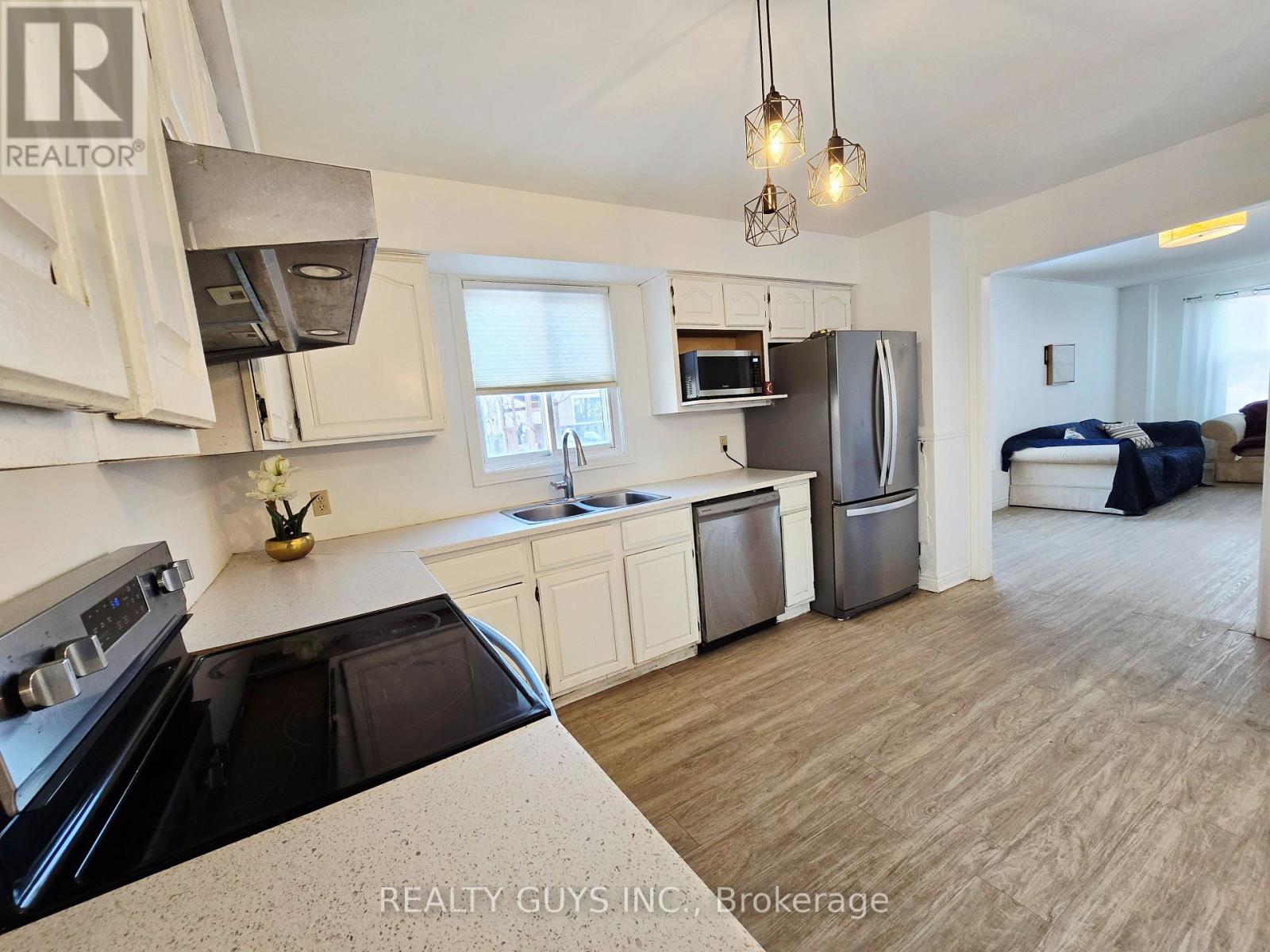 542 Westman Avenue, Peterborough, Ontario  K9K 2E6 - Photo 4 - X12985820