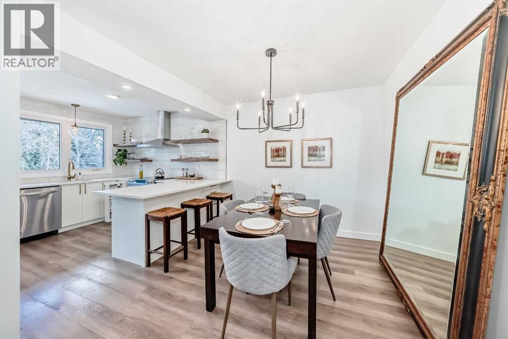 60 Point Drive NW, Calgary, Alberta  T3B 5B3 - Photo 12 - A2300197