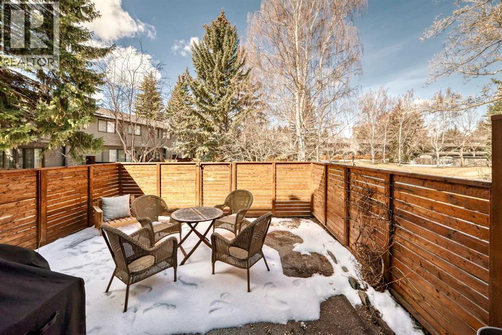 60 Point Drive NW, Calgary, Alberta  T3B 5B3 - Photo 45 - A2300197