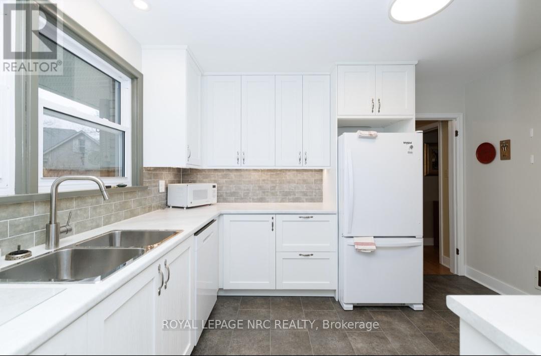 1 Peachtree Park, Pelham, Ontario  L0S 1E0 - Photo 11 - X12979654