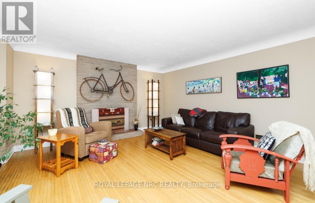 1 Peachtree Park, Pelham, Ontario  L0S 1E0 - Photo 5 - X12979654