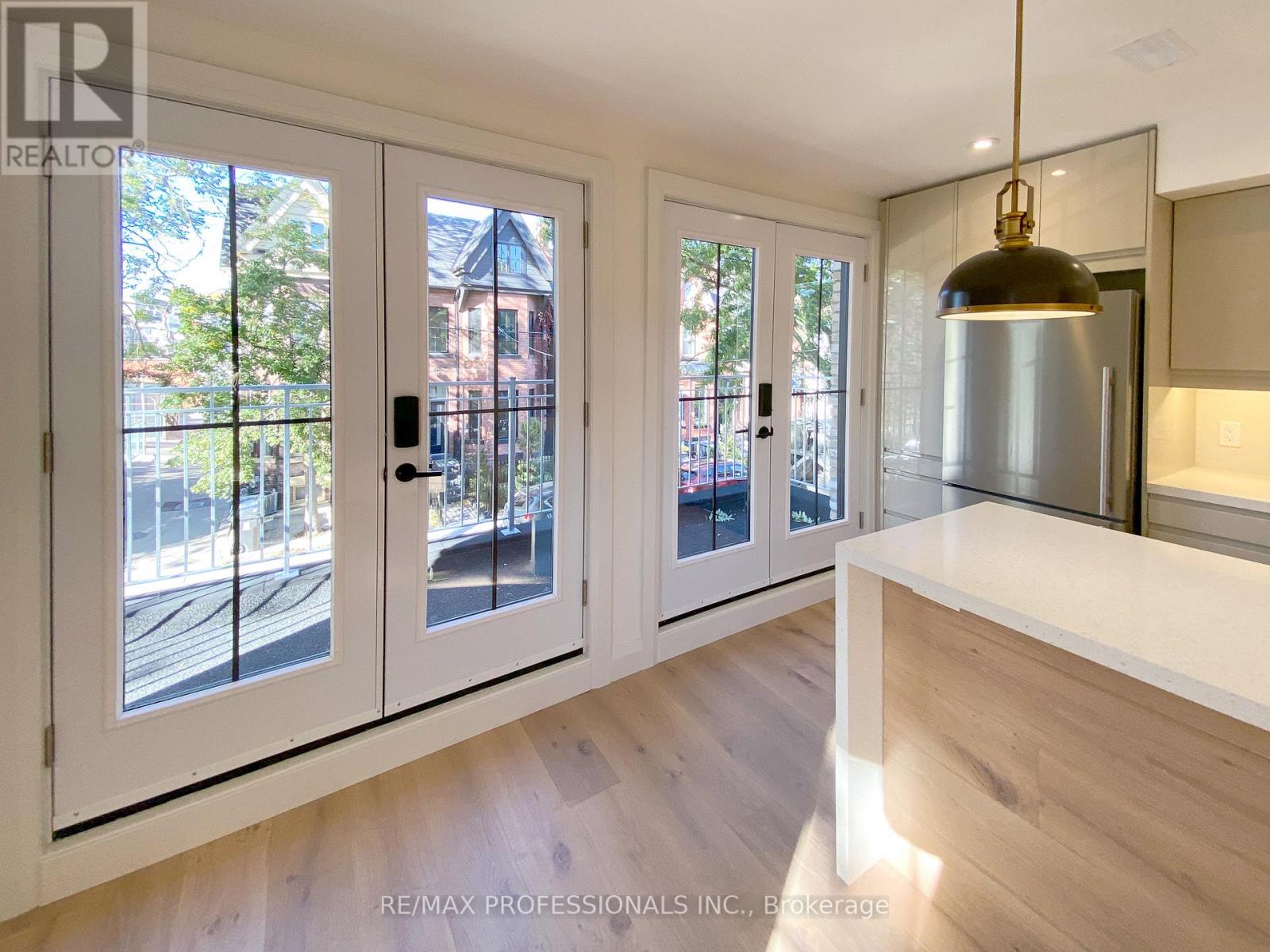 41 Rolyat Street, Toronto (Trinity-Bellwoods), Ontario  M6J 1S5 - Photo 16 - C12985874