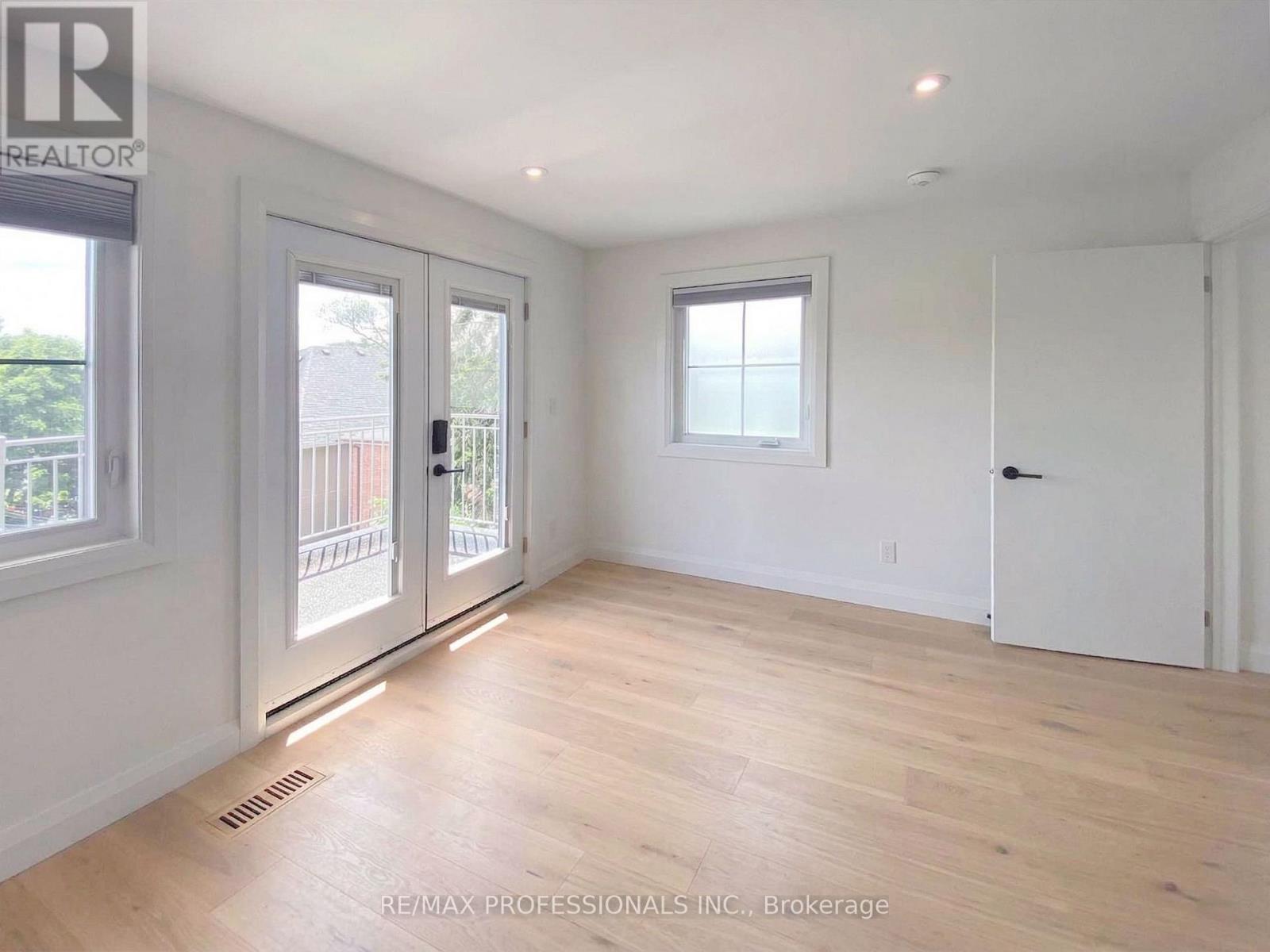 41 Rolyat Street, Toronto (Trinity-Bellwoods), Ontario  M6J 1S5 - Photo 42 - C12985874