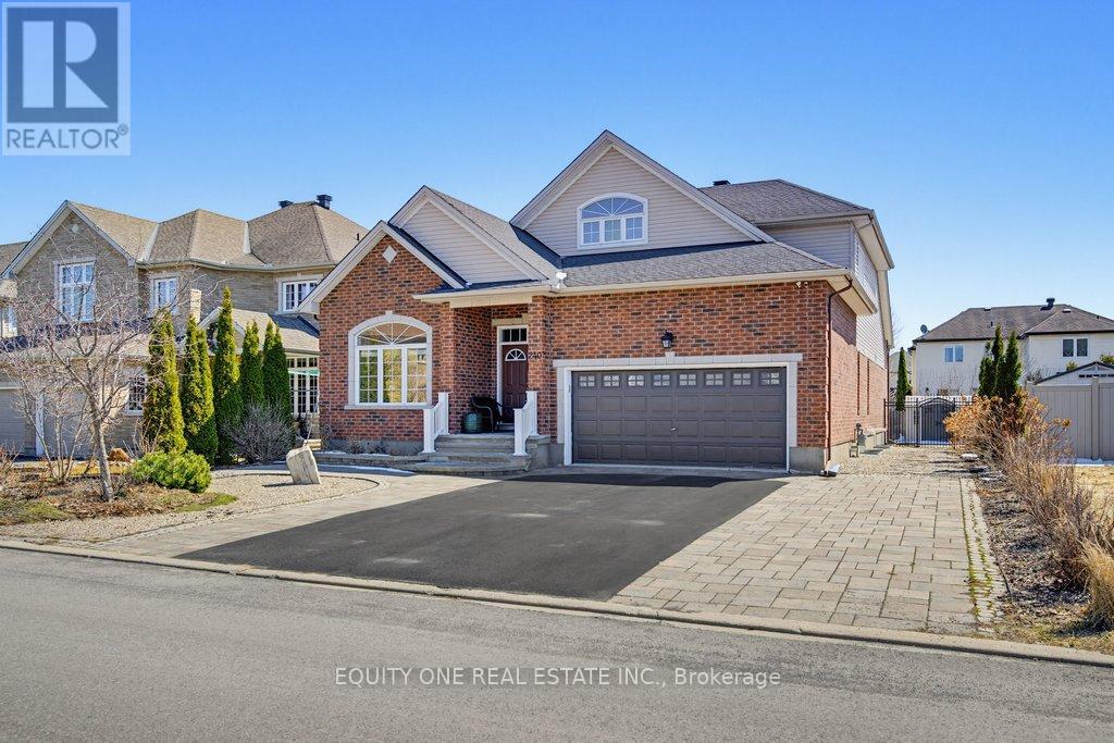 240 Trailgate Street, Ottawa, Ontario  K1V 0Z9 - Photo 2 - X12985848