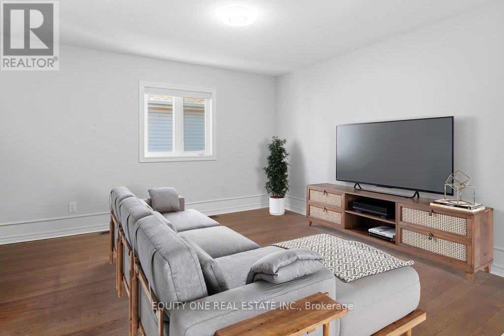 240 Trailgate Street, Ottawa, Ontario  K1V 0Z9 - Photo 30 - X12985848