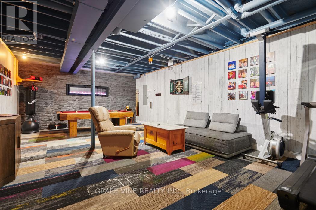 517 Overland Drive, Ottawa, Ontario  K2S 0C2 - Photo 29 - X12985854