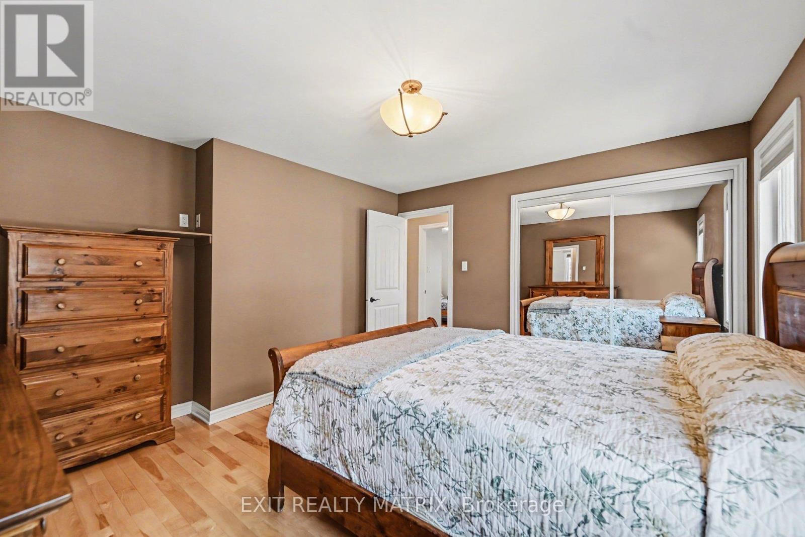 116 Royal Court, The Nation, Ontario  K0A 2M0 - Photo 15 - X12985858