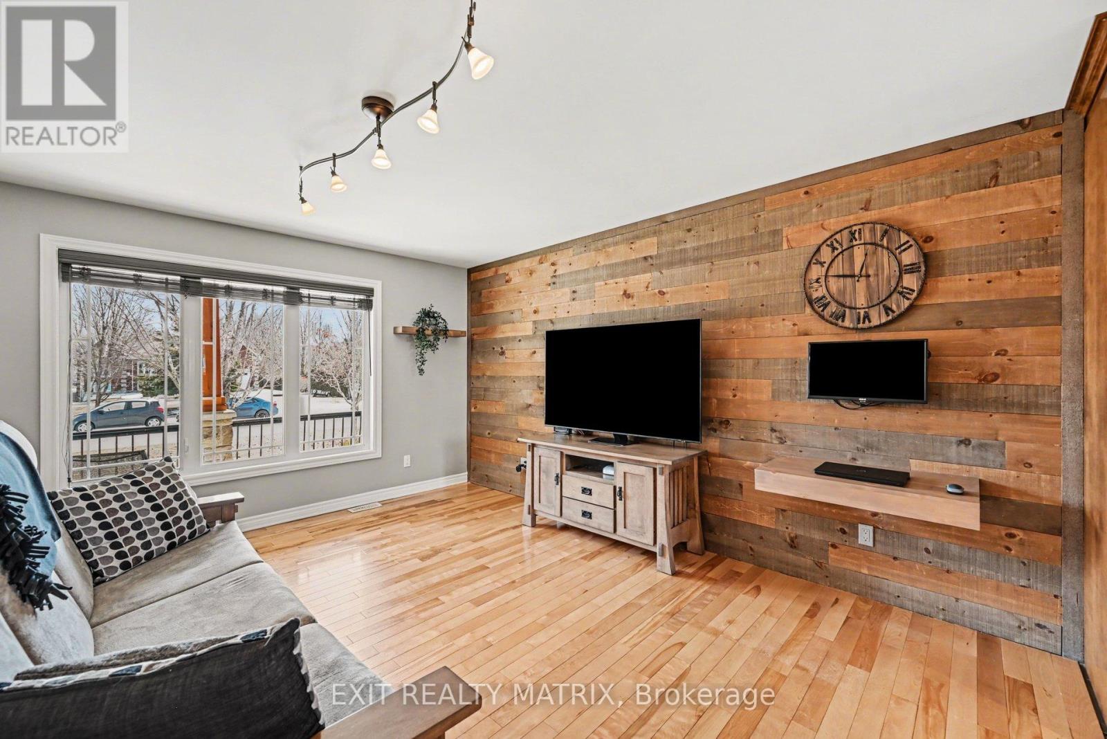 116 Royal Court, The Nation, Ontario  K0A 2M0 - Photo 6 - X12985858