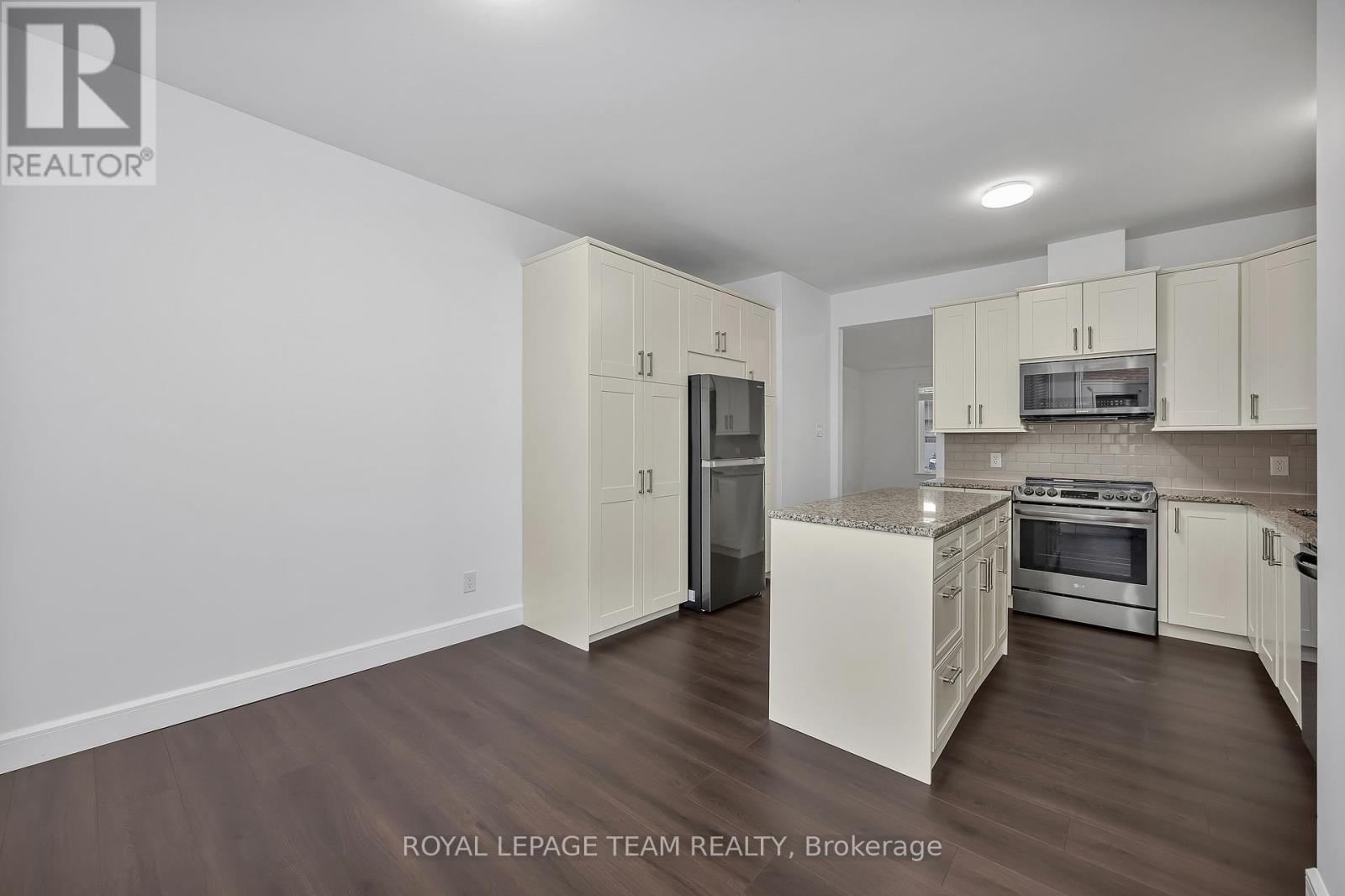 28 Magnolia Way, North Grenville, Ontario  K0G 1J0 - Photo 14 - X12985880