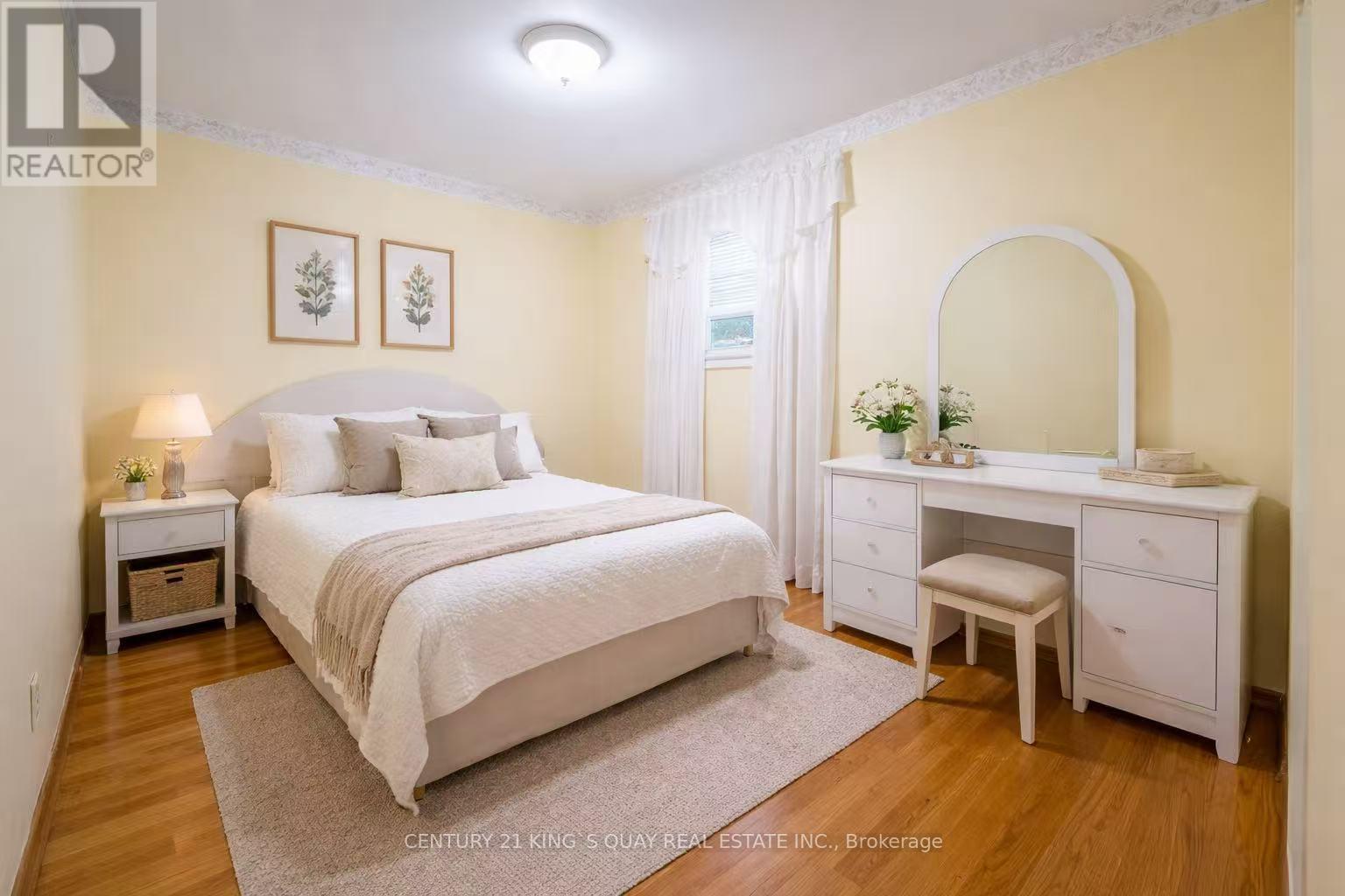 7 Ennismore Place, Toronto, Ontario  M2J 1Z9 - Photo 8 - C12860874