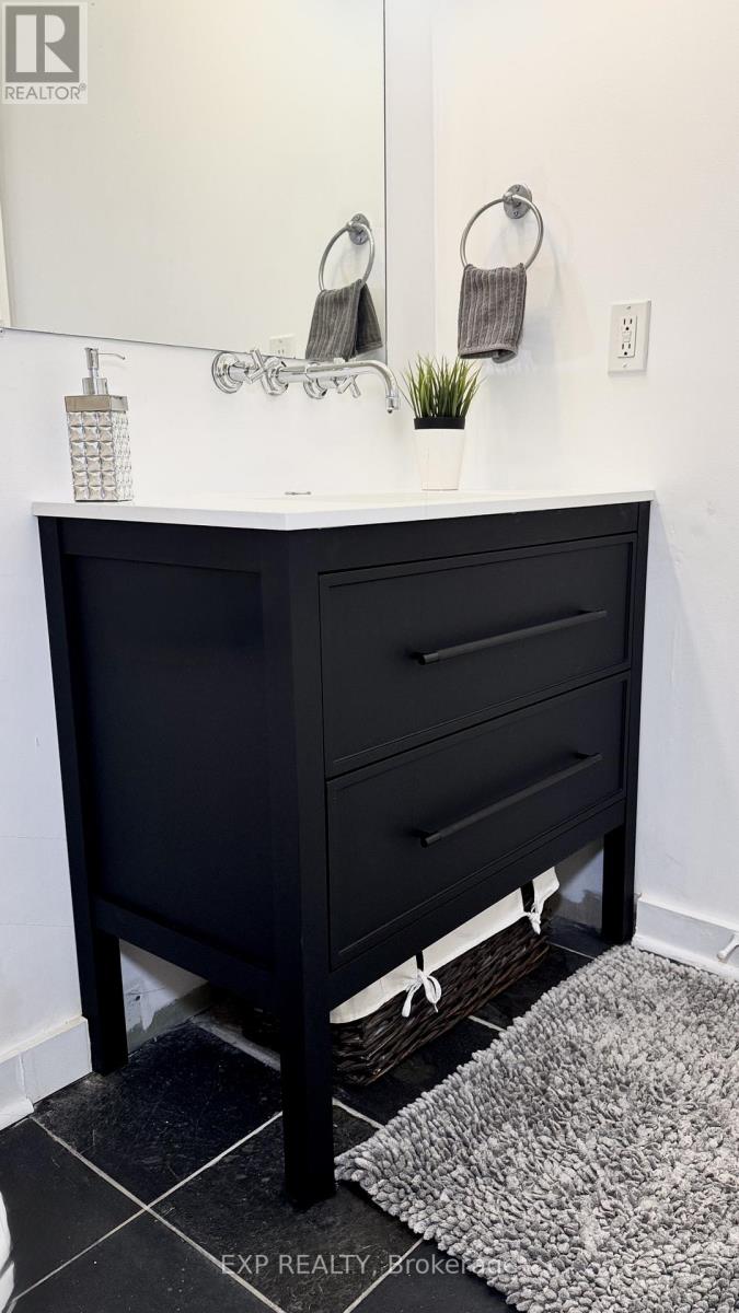 Ph415 - 81a Front Street E, Toronto, Ontario  M5E 1Z7 - Photo 13 - C12980738