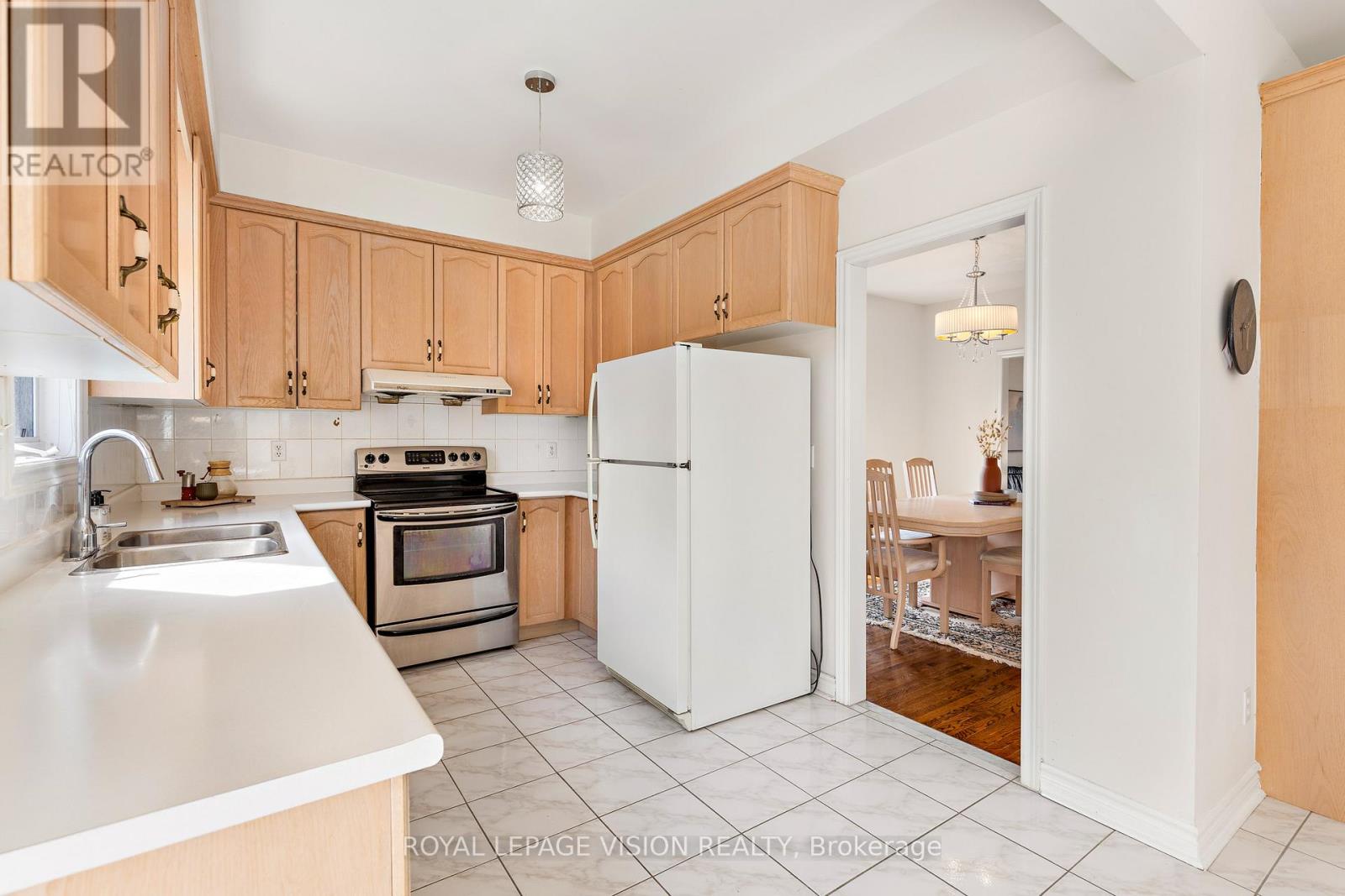 173 Manhattan Drive, Markham, Ontario  L3P 7S1 - Photo 16 - N12985828