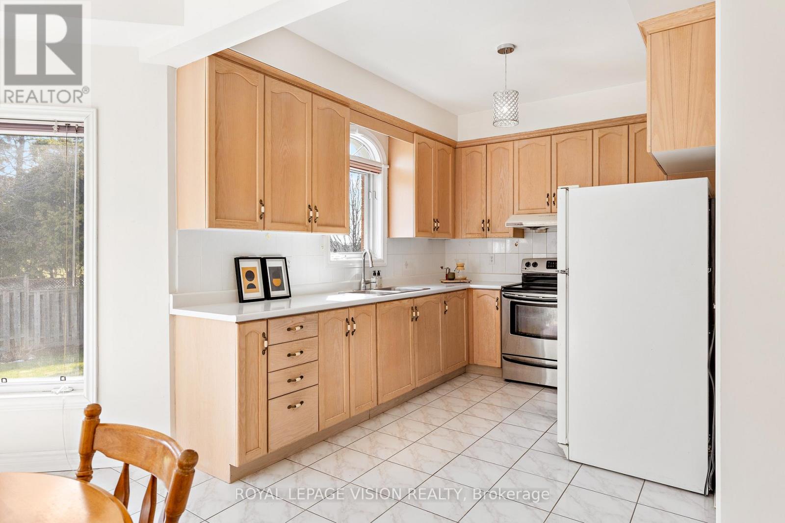 173 Manhattan Drive, Markham, Ontario  L3P 7S1 - Photo 18 - N12985828