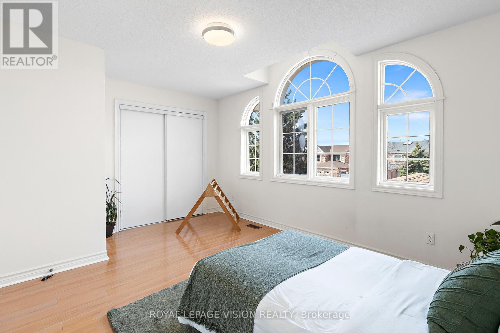 173 Manhattan Drive, Markham, Ontario  L3P 7S1 - Photo 33 - N12985828