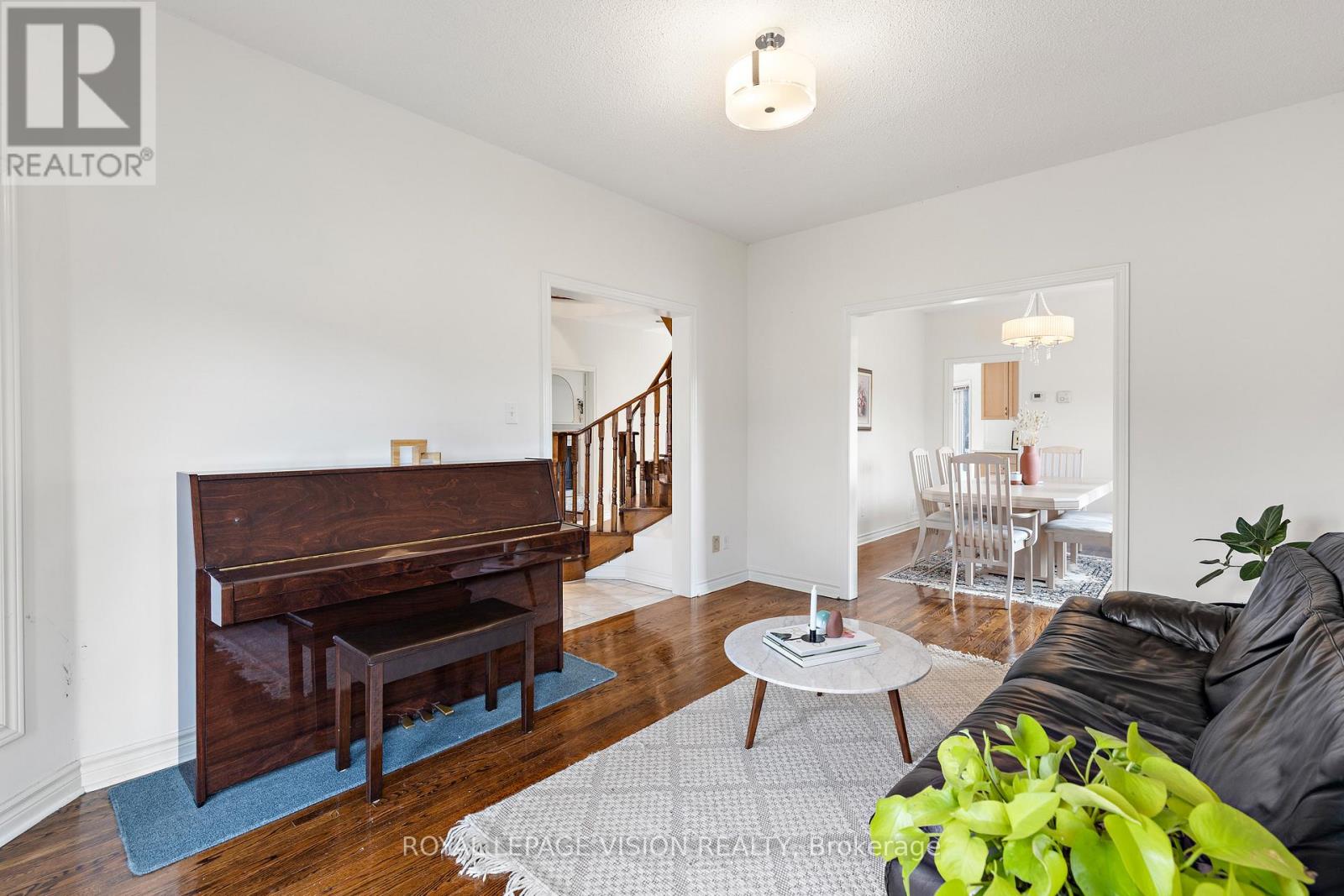 173 Manhattan Drive, Markham, Ontario  L3P 7S1 - Photo 7 - N12985828