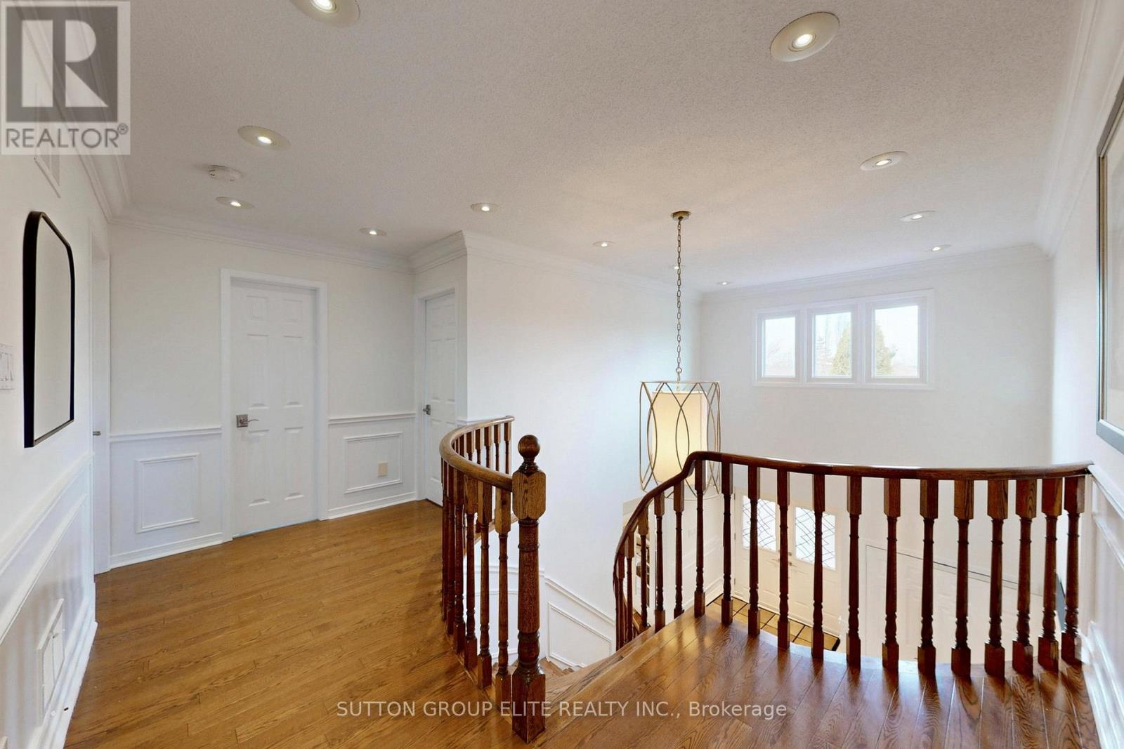 35 Fanshawe Drive, Richmond Hill, Ontario  L4B 1P6 - Photo 20 - N12985856