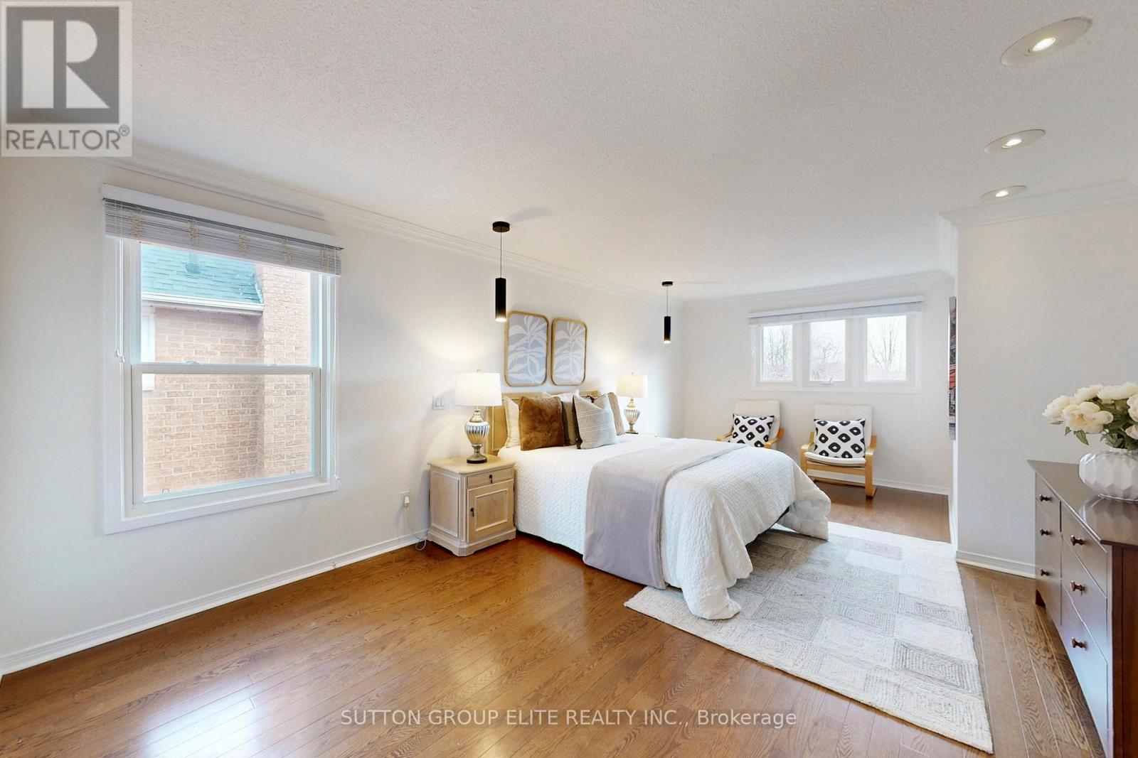 35 Fanshawe Drive, Richmond Hill, Ontario  L4B 1P6 - Photo 21 - N12985856