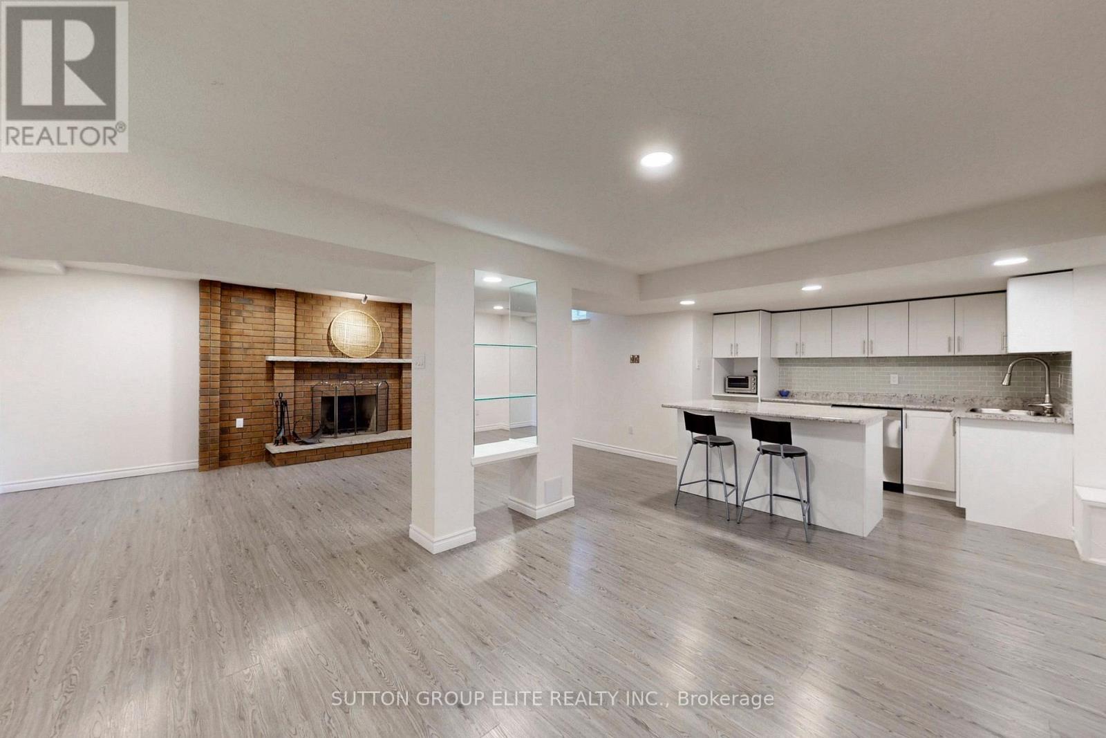 35 Fanshawe Drive, Richmond Hill, Ontario  L4B 1P6 - Photo 33 - N12985856