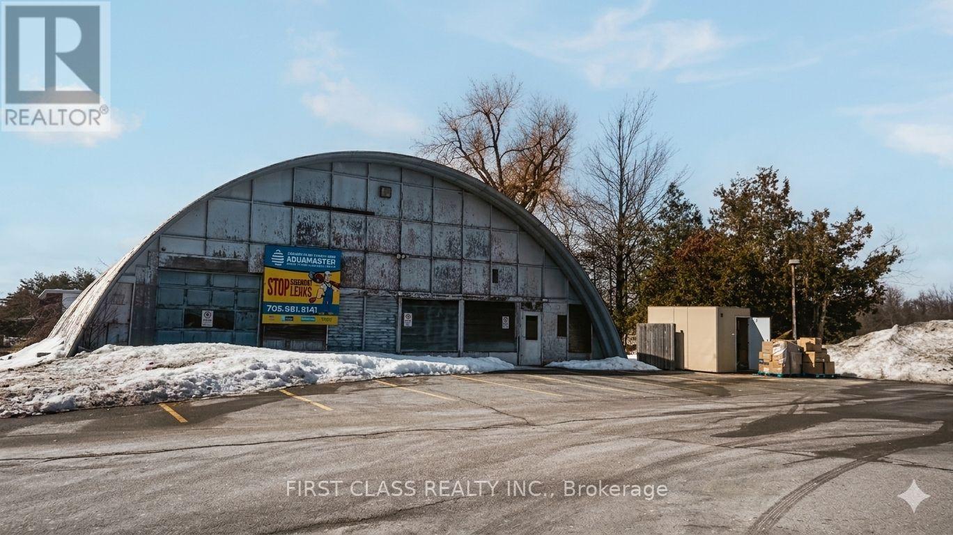 2976 Highway 11 Expressway, Oro-Medonte, Ontario  L0L 2E0 - Photo 11 - S12985824