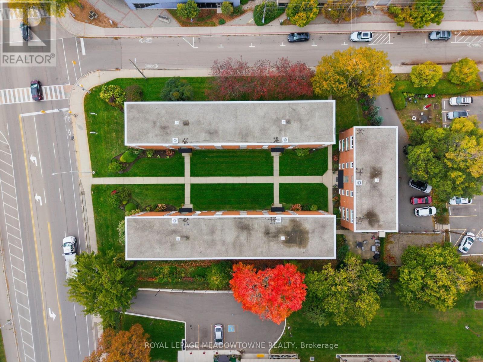 15 - 1351 Lakeshore Road, Burlington, Ontario  L7S 1B1 - Photo 16 - W12985838