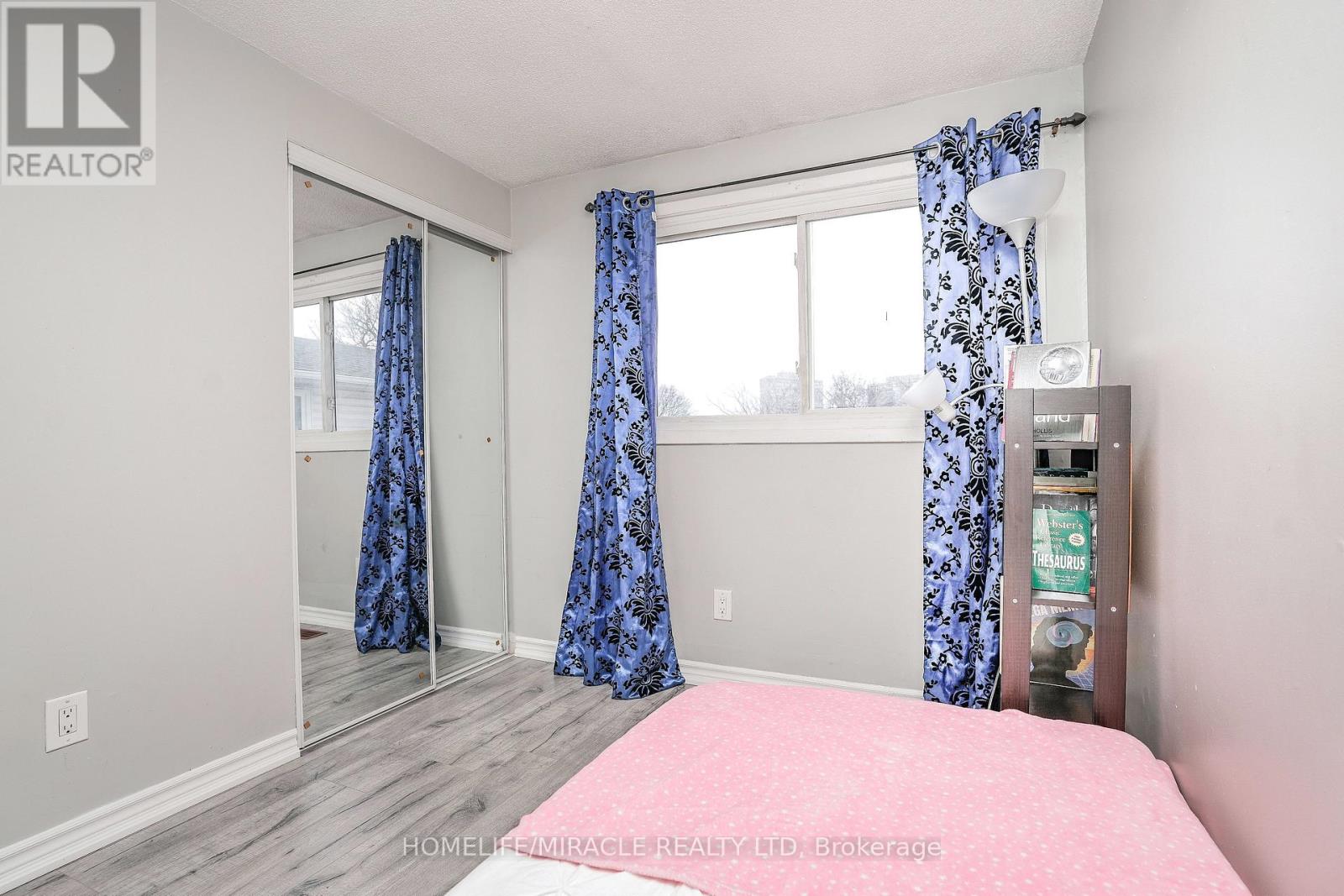 15 Heatherside Court, Brampton, Ontario  L6S 1N9 - Photo 17 - W12985846