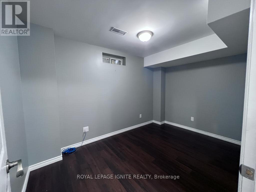 928 Philbrook Drive, Milton (Co Coates), Ontario  L9T 0L3 - Photo 20 - W12985862