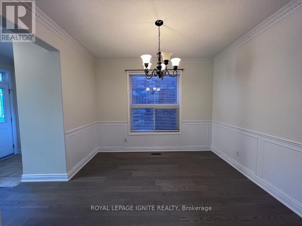 928 Philbrook Drive, Milton (Co Coates), Ontario  L9T 0L3 - Photo 4 - W12985862