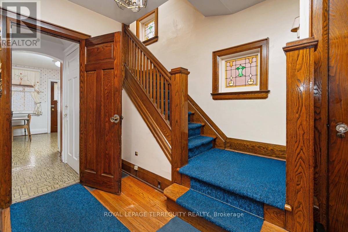 59 Ostend Avenue, Toronto, Ontario  M6S 1L5 - Photo 14 - W12985876