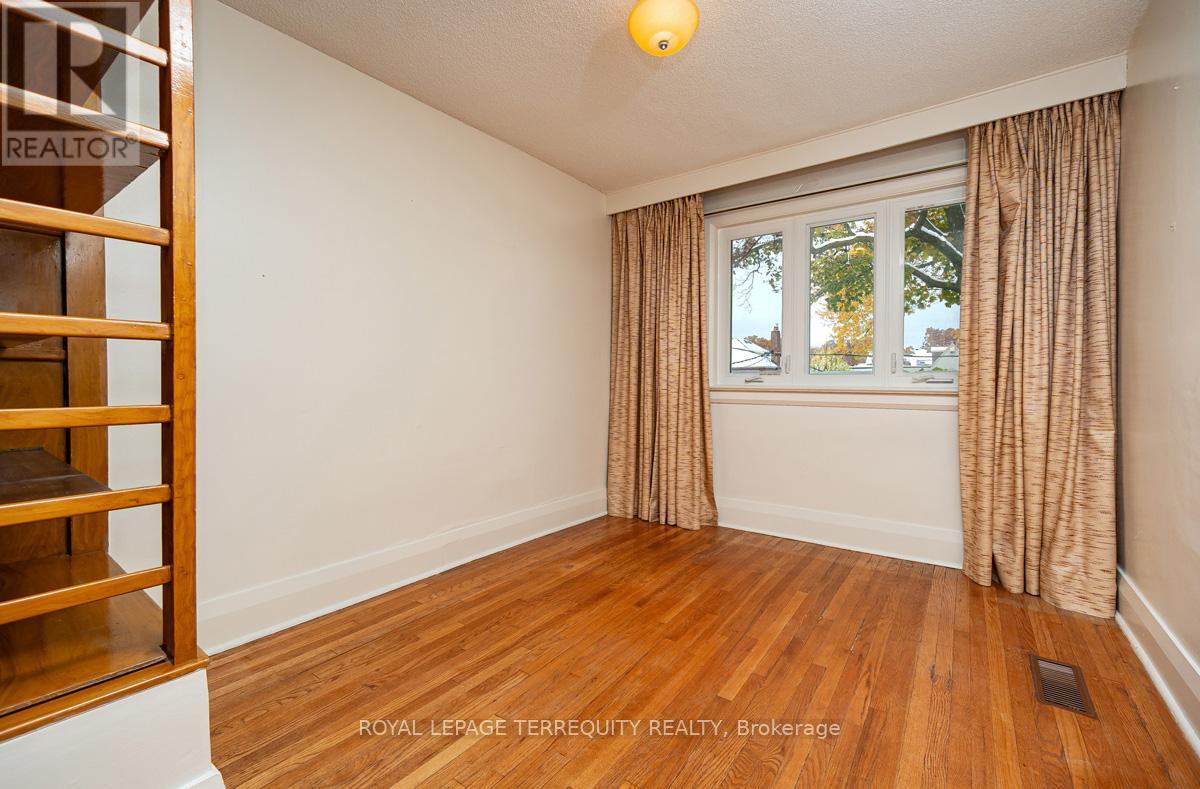 59 Ostend Avenue, Toronto, Ontario  M6S 1L5 - Photo 20 - W12985876