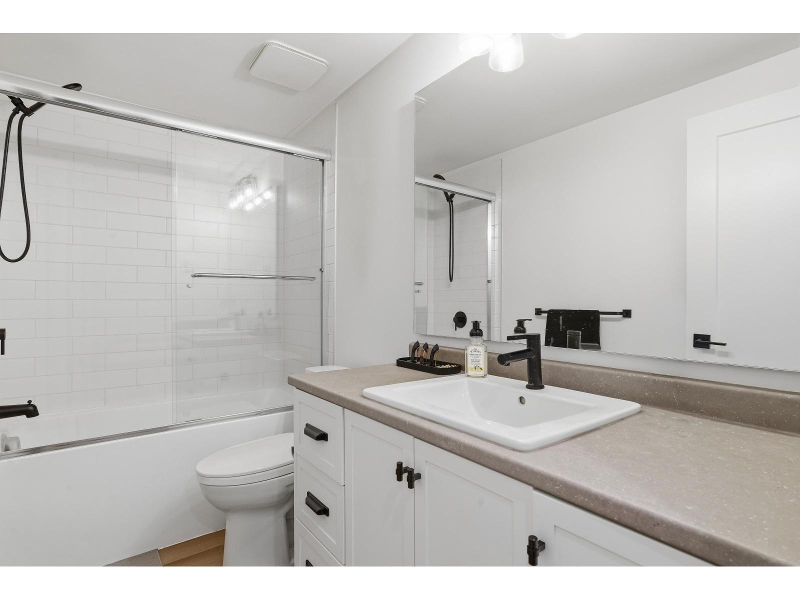 19619 75 Avenue, Langley, British Columbia  V2Y 3R9 - Photo 36 - R3107688