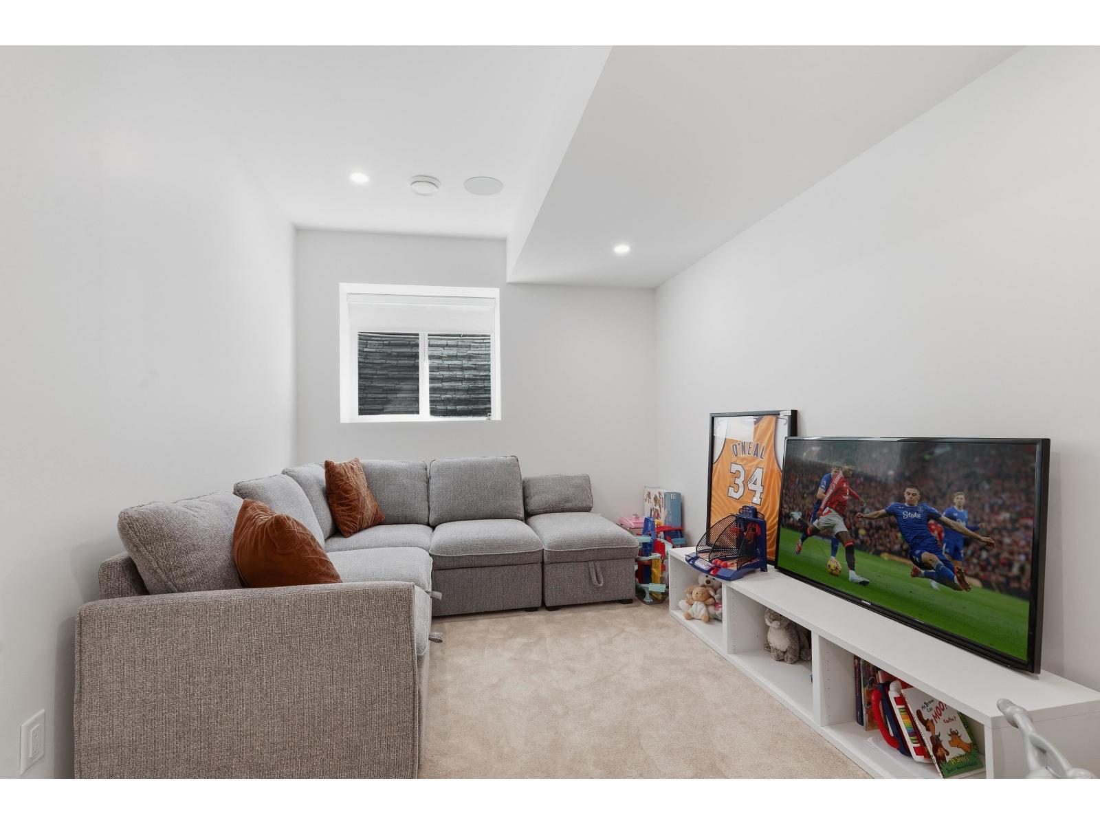 19619 75 Avenue, Langley, British Columbia  V2Y 3R9 - Photo 34 - R3107688