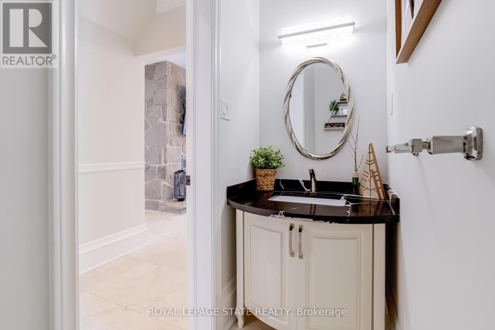 18 Elder Crescent, Hamilton, Ontario  L0R 1R0 - Photo 21 - X12985822