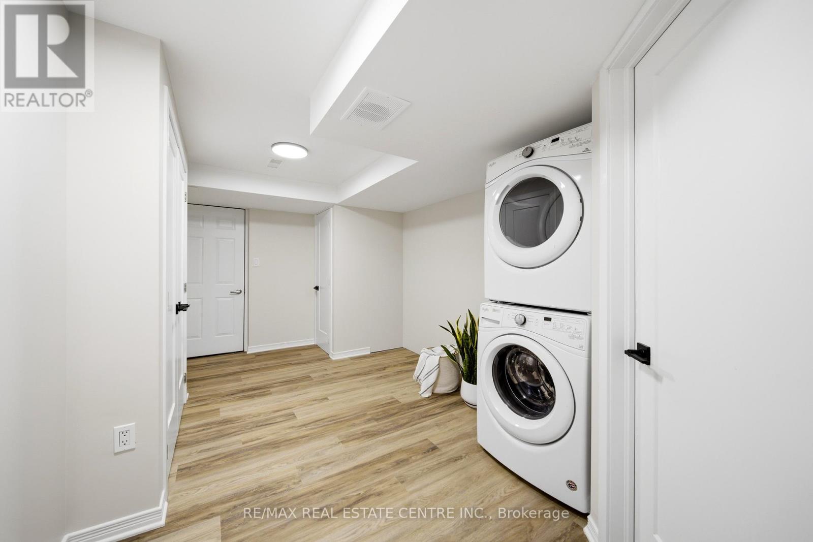 31 - 230 Avonsyde Boulevard, Hamilton, Ontario  L8B 1T9 - Photo 43 - X12985830