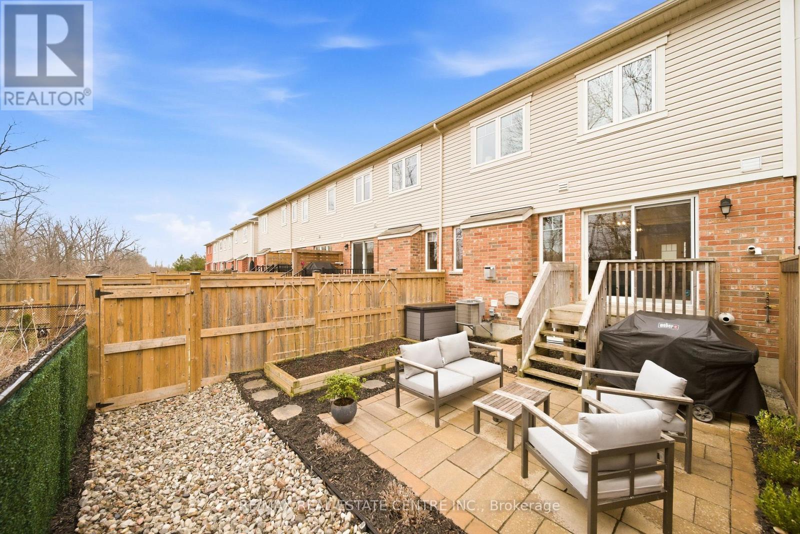 31 - 230 Avonsyde Boulevard, Hamilton, Ontario  L8B 1T9 - Photo 48 - X12985830