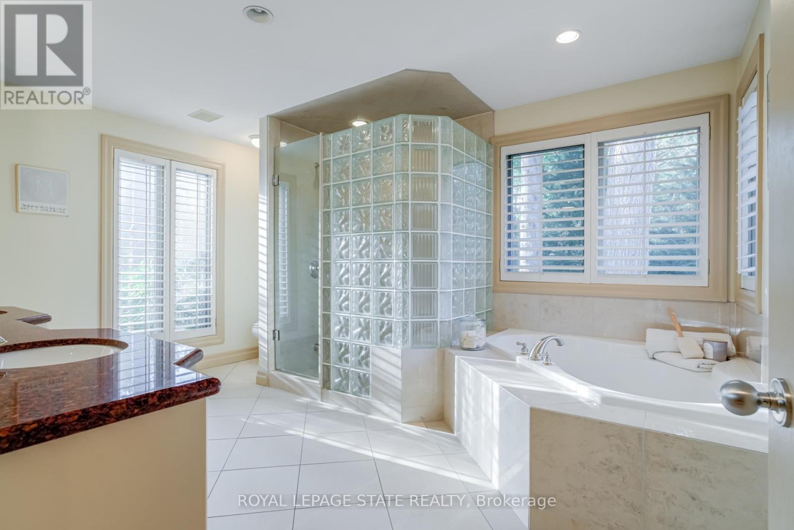 34 Harrington Place, Hamilton (Ancaster), Ontario  L9G 4Z2 - Photo 20 - X12985834