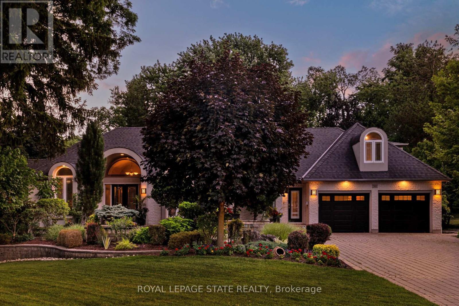 34 Harrington Place, Hamilton (Ancaster), Ontario  L9G 4Z2 - Photo 3 - X12985834