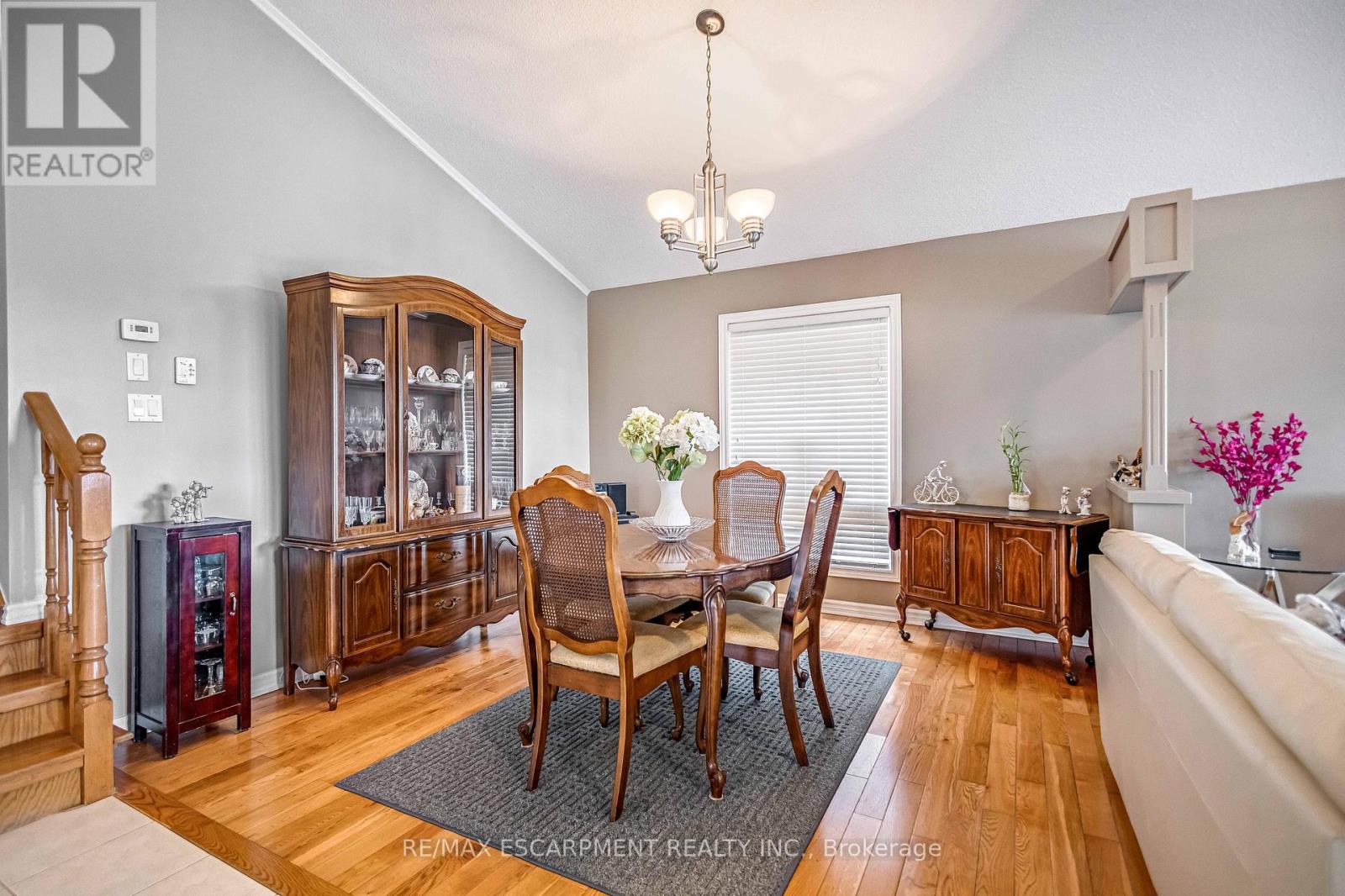 546 Jerseyville Road W, Hamilton, Ontario  L9G 3L5 - Photo 10 - X12985872