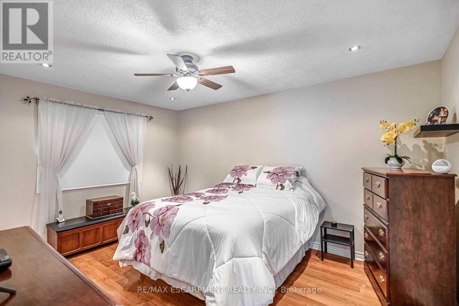 546 Jerseyville Road W, Hamilton, Ontario  L9G 3L5 - Photo 15 - X12985872